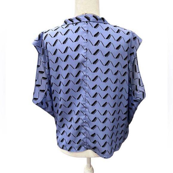 BCBG Bleach Blue Wrap Blouse Size Large - Picture 2 of 16